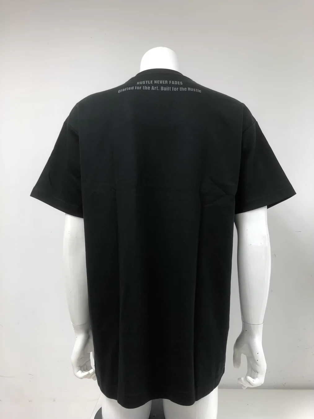 Magnus Oversized T-Shirt Black Hustle Never Fades - Image 5